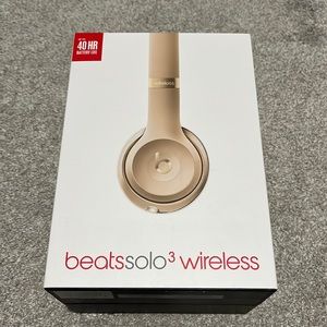 Beats by Dre Solo 3 wireless rose gold